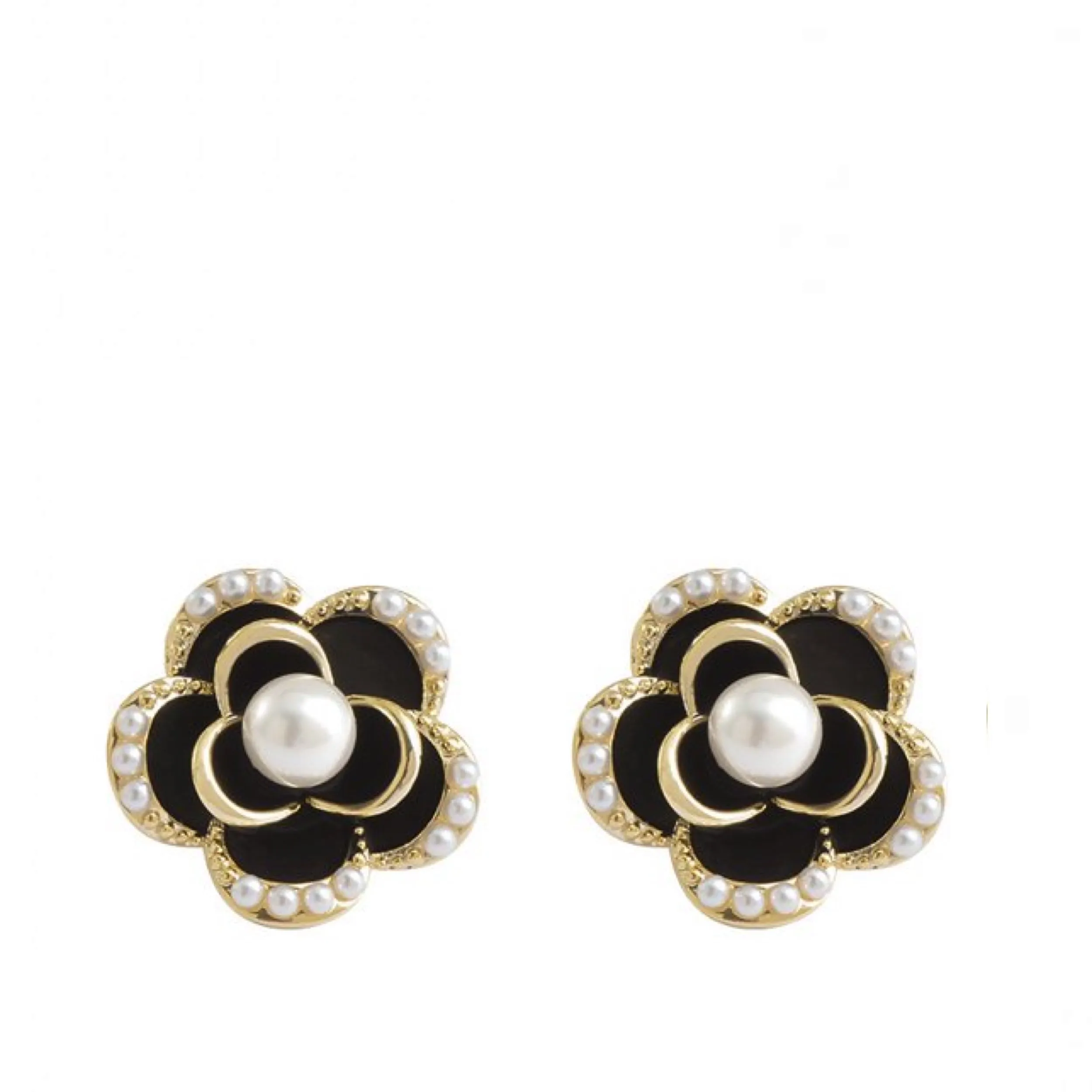 18K Gold White Pearl Post Earrings