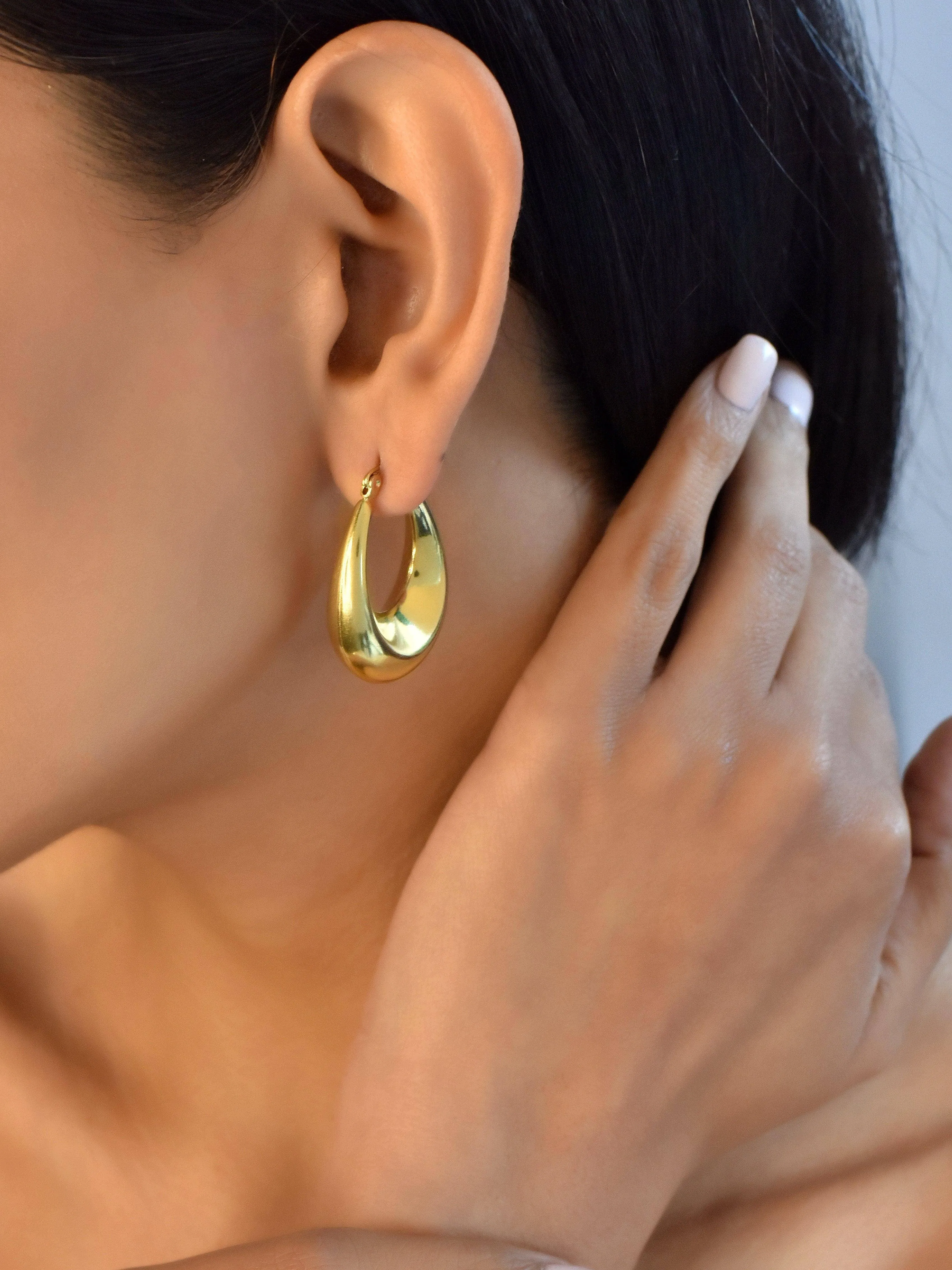 Classic Gold Oval Hoop Earrings