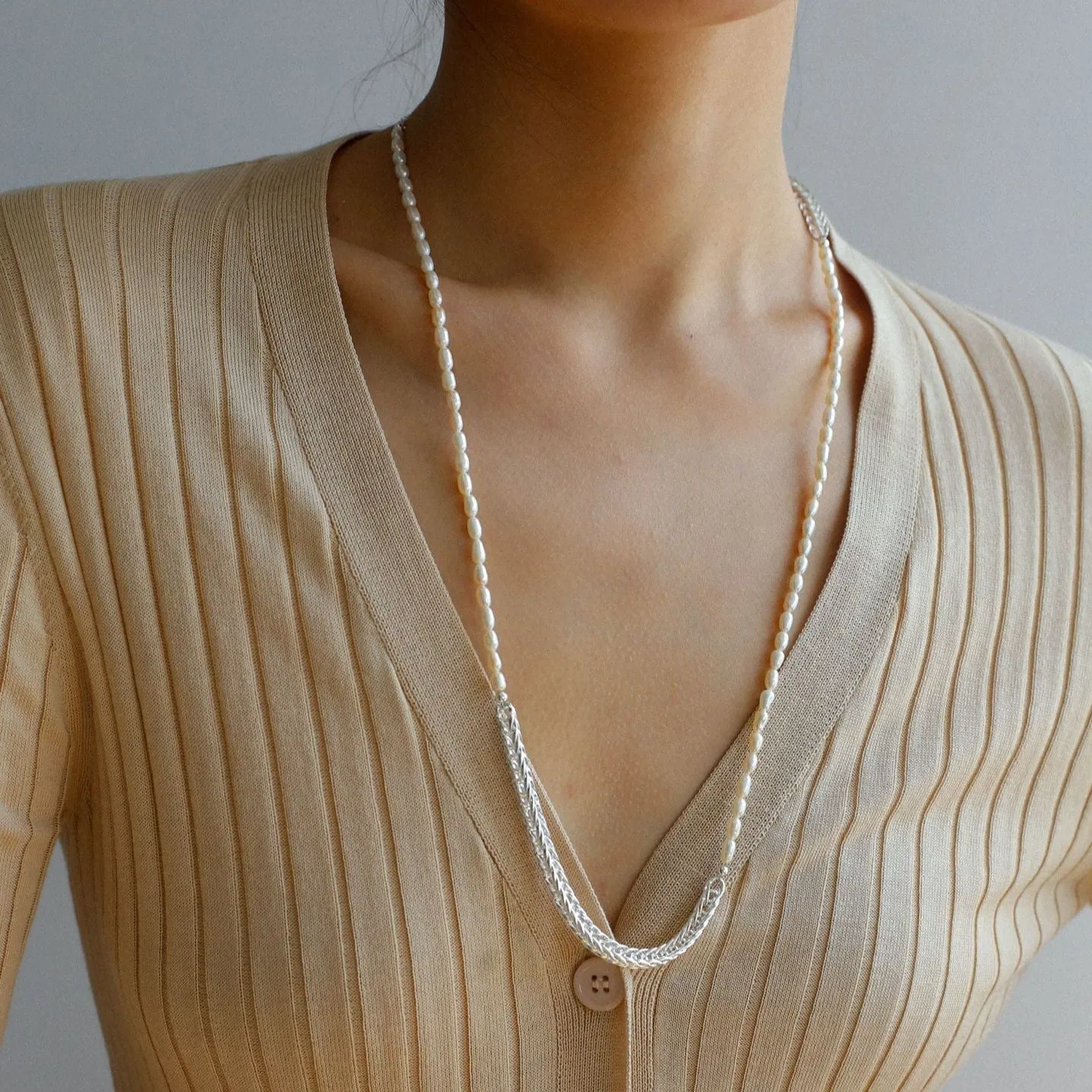 Elegant Long Chunky Chain Splicing Pearl Onyx Necklace