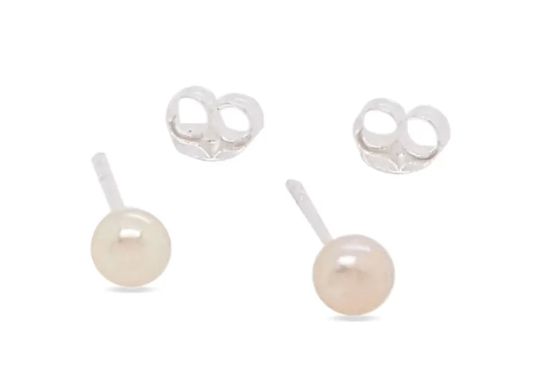 MCJ Fresh Water Pearl Earrings