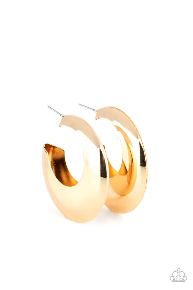 Paparazzi Earring ~ Chic CRESCENTO - Gold