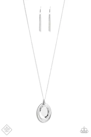 Paparazzi Necklace ~ Metro Must-Have  - White