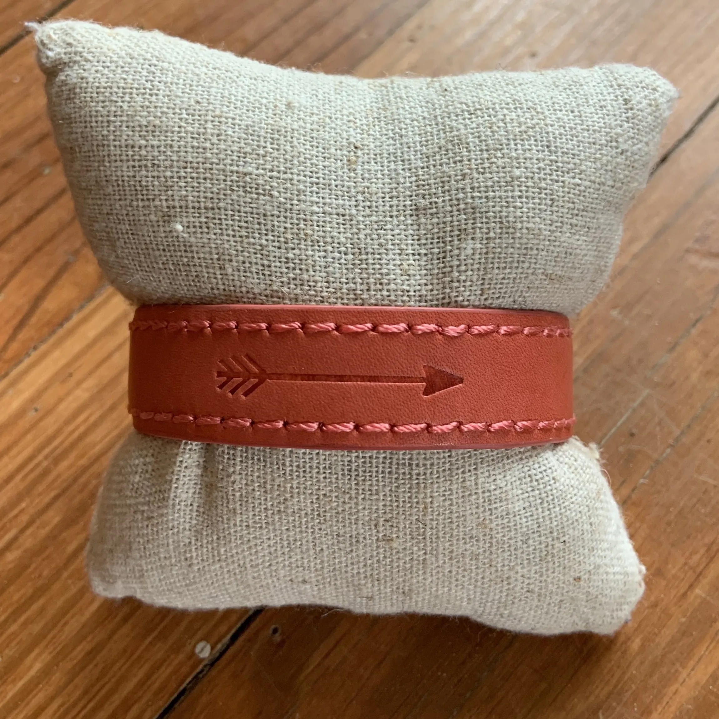 Red Leather Bangle with Arrow - CS1007