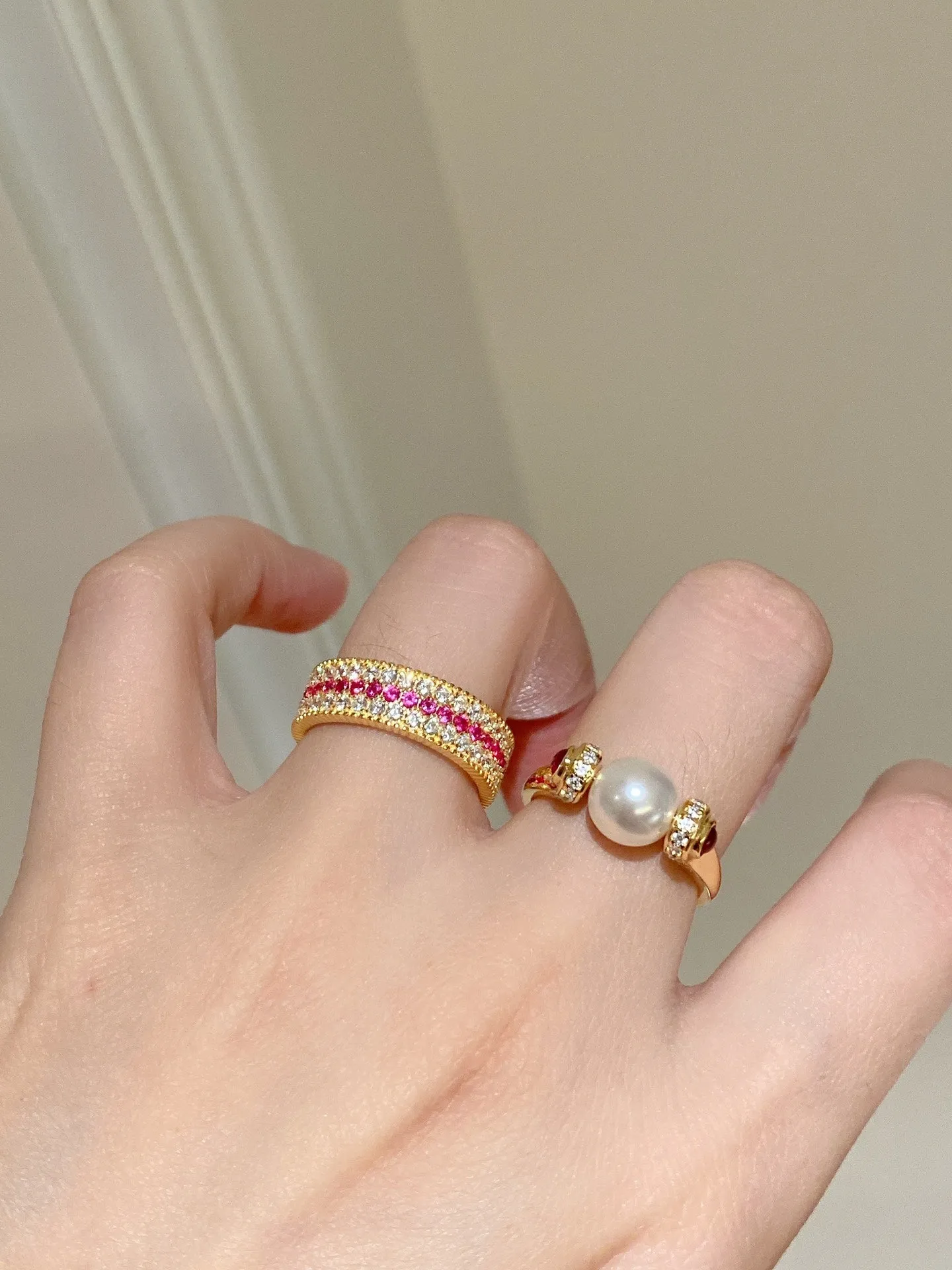 Vintage Luxe Retro Pearl Ring